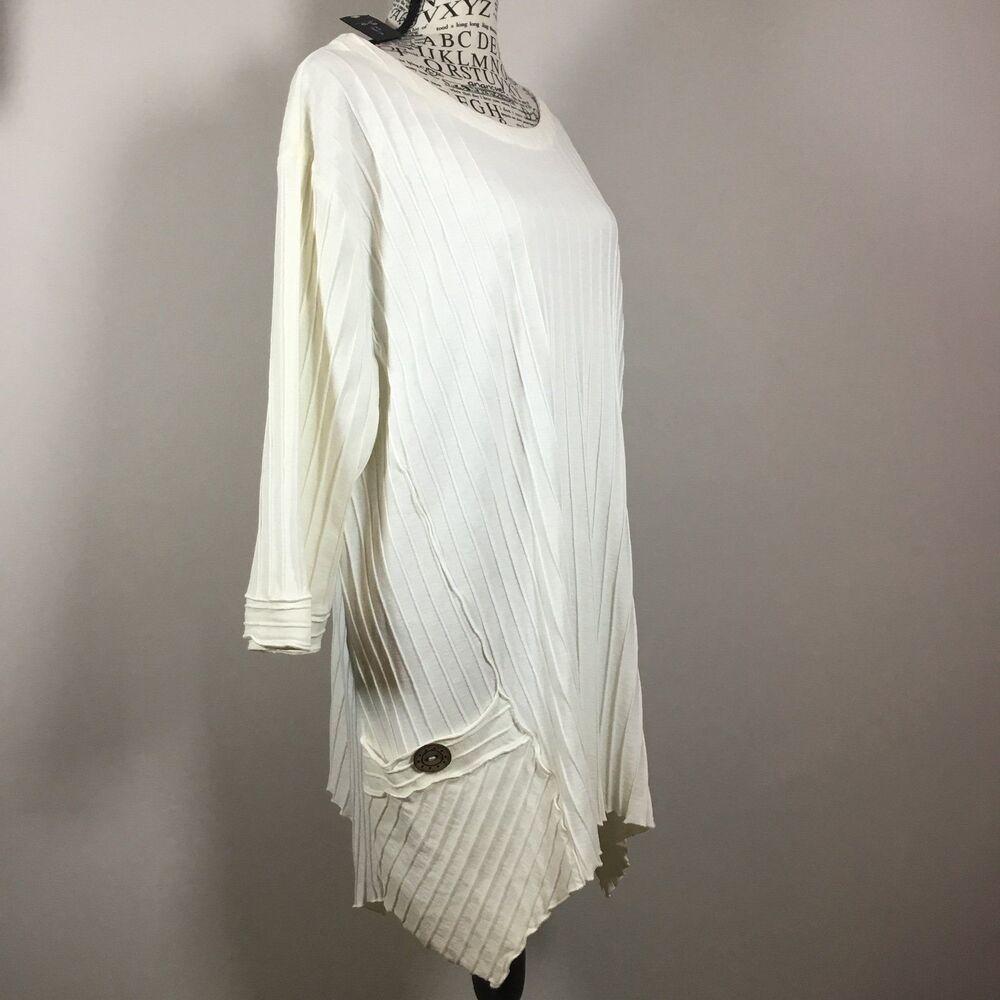 NWT creamy white tunic top oversized pockets buttons asymmetrical cottagecore L